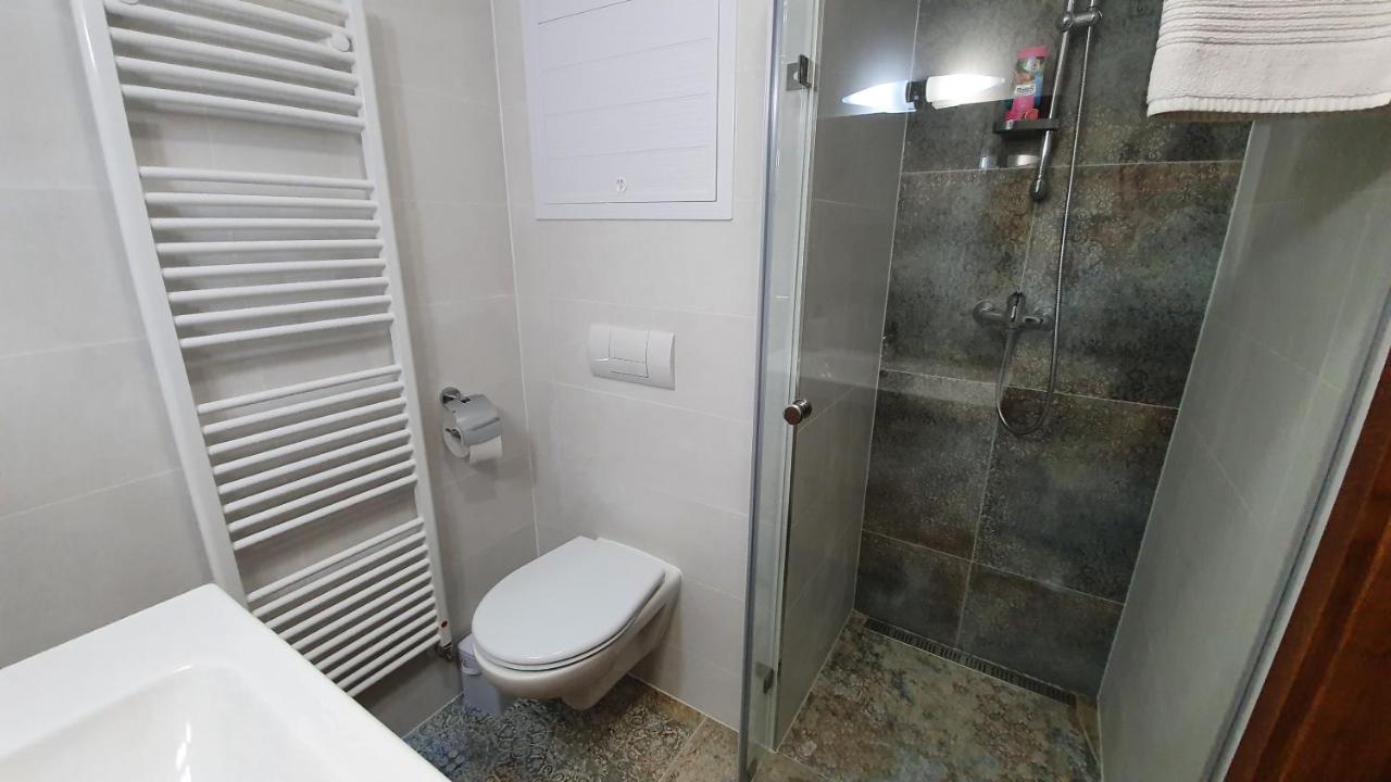 Rodinny Privatny Apartman A309 V Uplnom Centre Stareho Smokovca - Ticha Izba S Parkovanim Vysoké Tatry Dış mekan fotoğraf